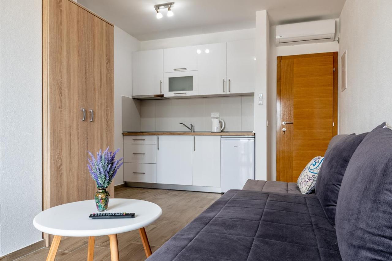 Apartments Glorija เนอุม ภายนอก รูปภาพ